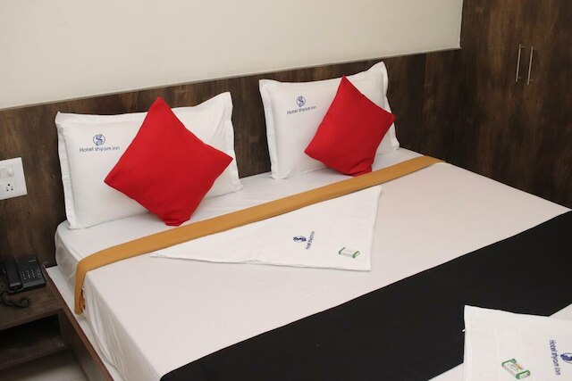 ホテル シャム イン