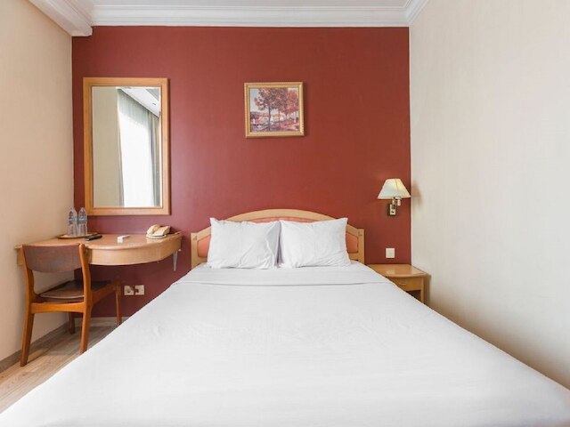 ホテル ブルバー タンジュン デゥレン ジャカルタ