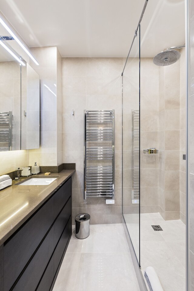 ラグジュアリー アパートメント パリ ルーヴル II