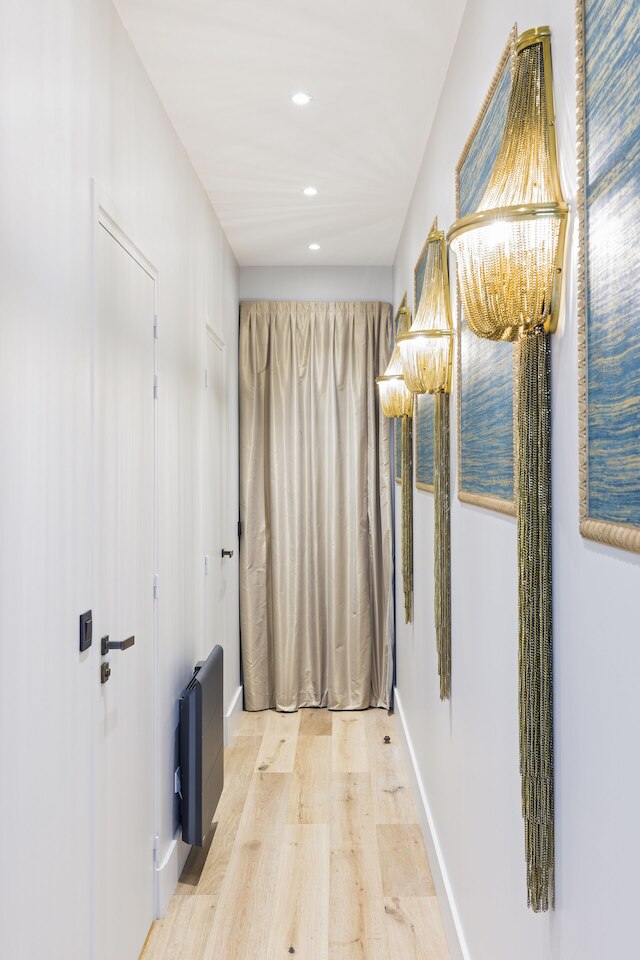 ラグジュアリー アパートメント パリ ルーヴル II