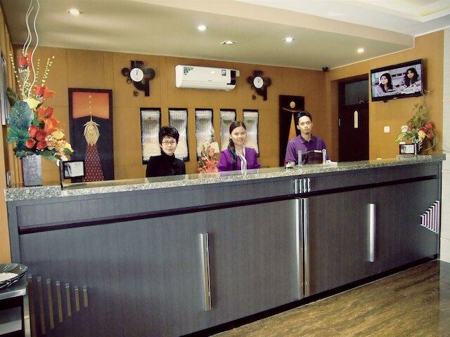 ホテル ビクトリー バンドン