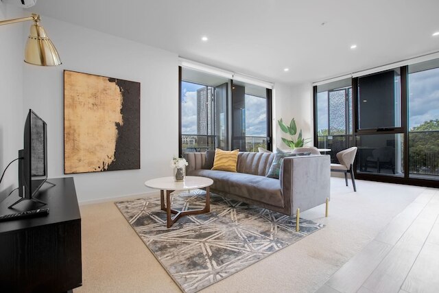 デザイナー2 ベッドルーム ウィズ カーパーク モナッシュ ユニッ@ コールフィールド