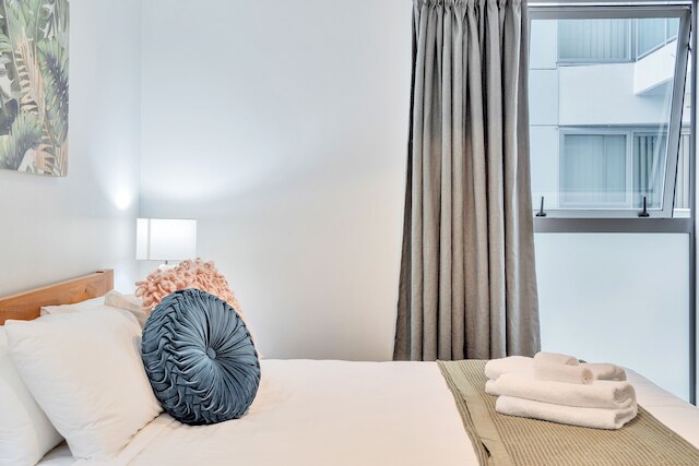 シック 3 ベッドルーム シティ セントラル ウィズ パーキング