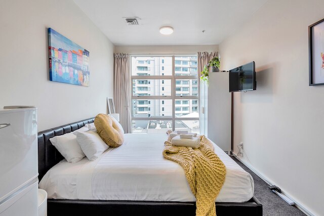 オーサム シティ スタジオ ウィズ WIFI ニR スパーク アリーナ