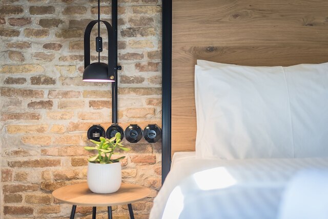 ムーン・アンド・スターズ・アテネ