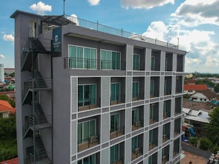 ザ コテージ ホテル ウドン ターニー