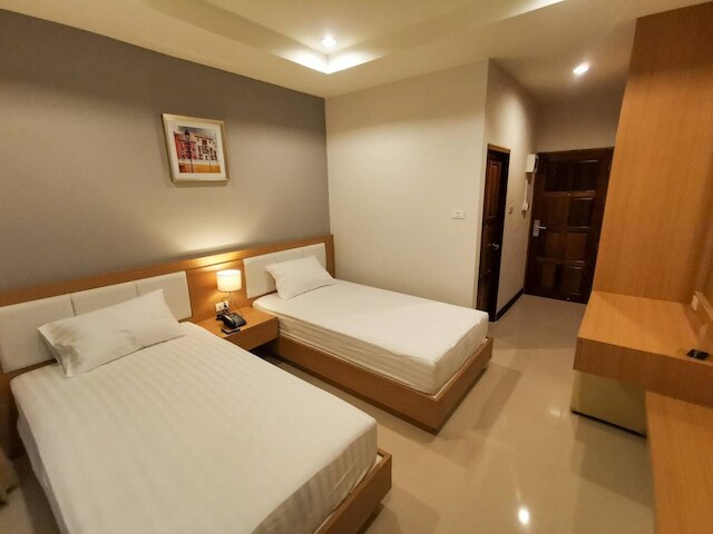 ザ コテージ ホテル ウドン ターニー