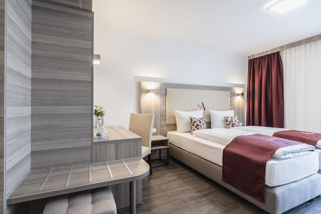 アバスト ホテル ミュンヘン フェルトモヒング