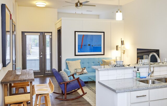 ラグジュアリー ビルディング 3 3ッドー/2 バン ! プライム ダウンタウン マス アベニュ !