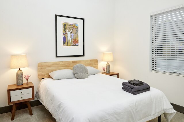 ラグジュアリー ビルディング 3 3ッドー/2 バン ! プライム ダウンタウン マス アベニュ !