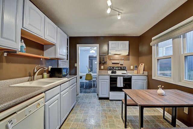 アメージング 3 ベッドー 2 BA ホーム ! ステップス トゥ ファウンテン スクエア !