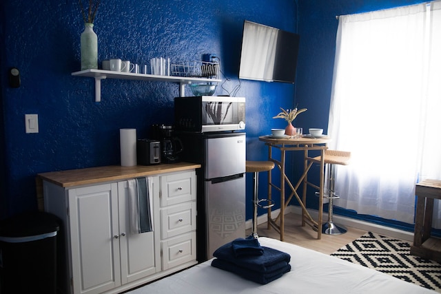 アメージング スタジオ イン ビバリー ブールバード ! スリープス 3!