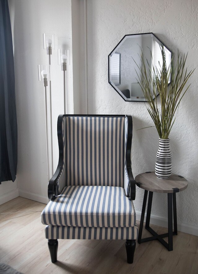 チャーミング スタジオ イン ビバリー ブールバード ! スリープス 2!