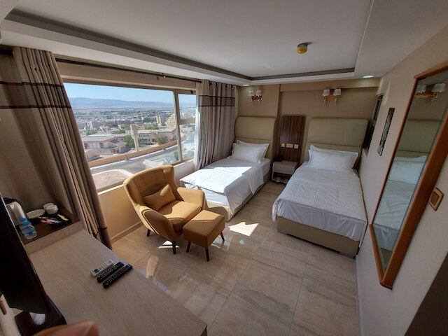 ヨルダン シーズンズ ホテル