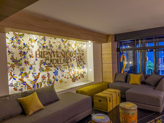 キャディャック ホテル ブティック