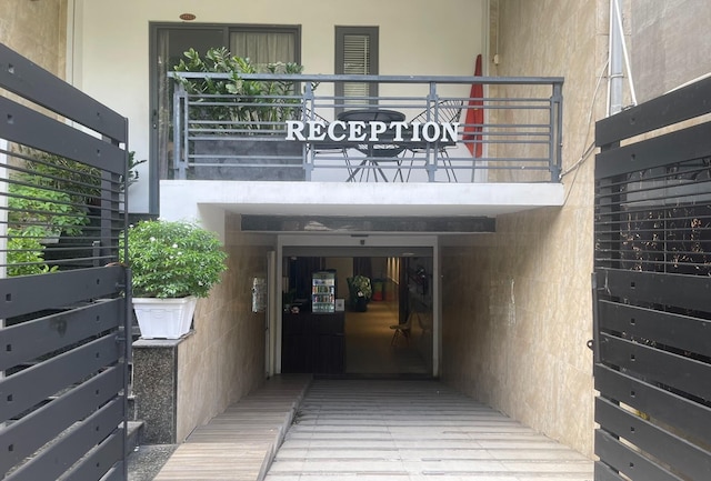 エヴァ・アダム・ホテル