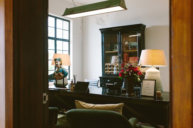 ザ コンベント ホテル