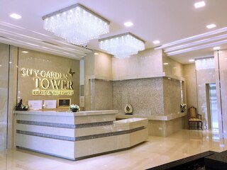 パノラミックシー、シティアンドマウンテンビュー byシティガーデンタワー