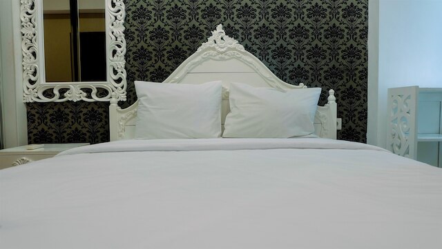 プール ビュー 2ッBR アパートメント アット キャピトル パーク レジデンス