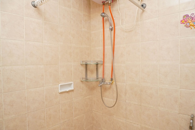 ビューティフル スタジオ アット コスモ テラス アパートメント