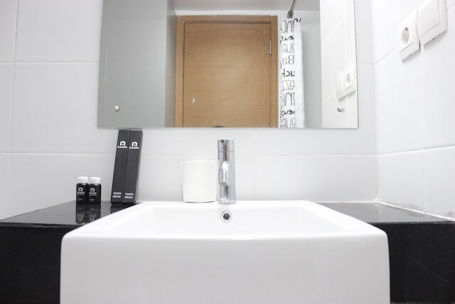 シーニック スタジオ アパートメント アット ビバリー ダゴ ニア ITB