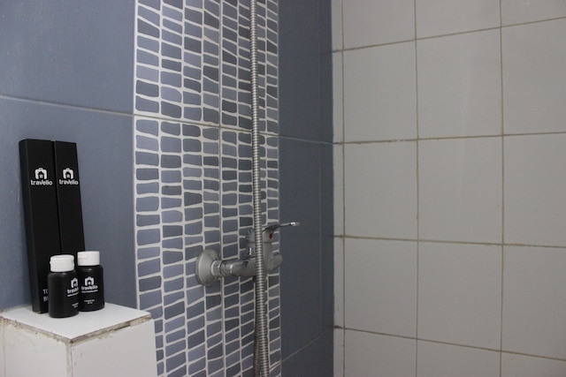 スペーシャス スタジオ ルーム アット ザ ジャルディン チハンペラス アパートメント