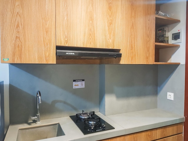 シンプリー ルック スタジオ タマンサリ マホガニー カラワン アパートメント