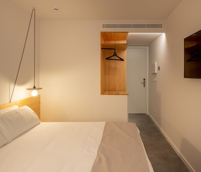 クリスティーナ エネア ルームズ