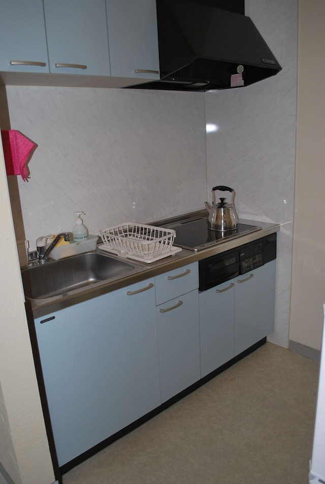 旭川市にあるアパートメント B