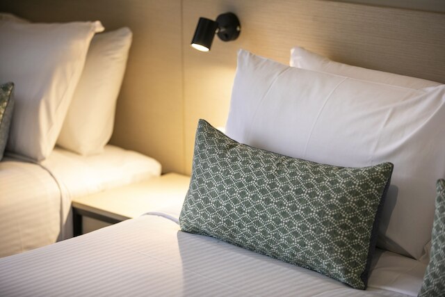 ナイトキャップ アット コマーシャル ホテル