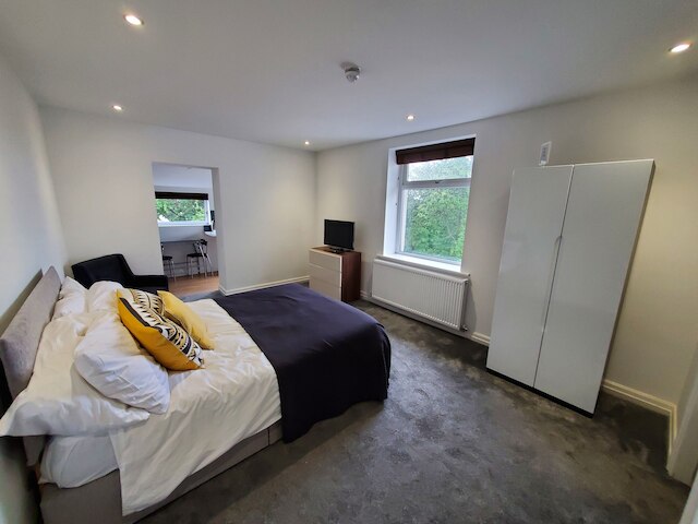 ザ アッシュクロフト アパートメンツ