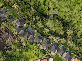 ヤンヤン リゾート ウブド