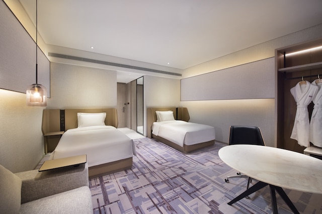 Crowne Plaza Dalian Xinghai by IHG