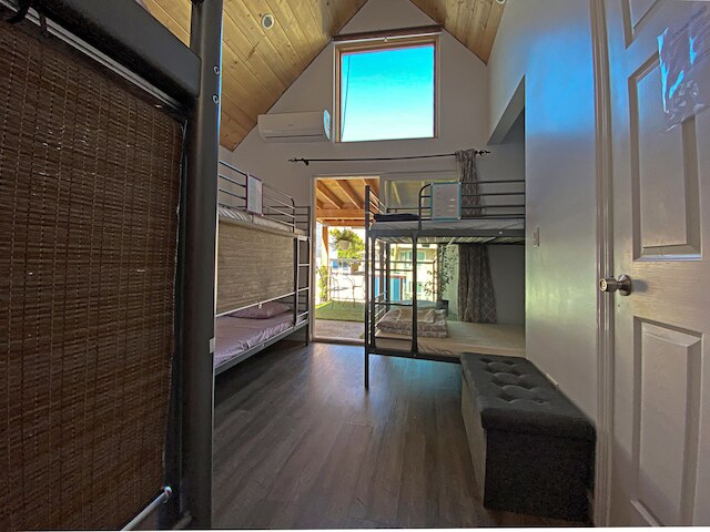 ザ ルミ ホステル