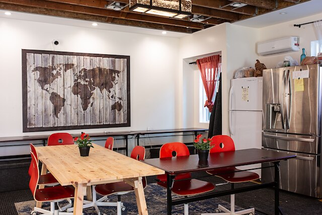 ザ ルミ ホステル