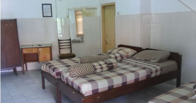 ホテル インダー シャリア