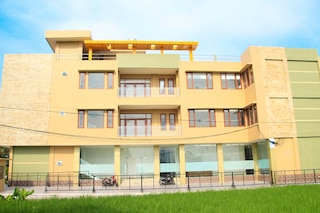 グリーン ビレッジ レジデンス シャリア