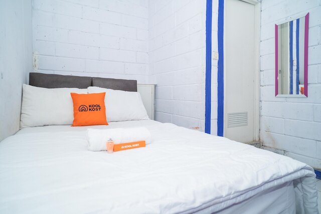 クールコスト ニア トランス スタジオ バンドン 2