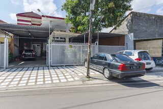 レッドドアーズ ニア バティック チューリス セラケット 2