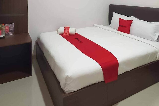 レッドドアーズ ニア ウニベルシタス ウィディアガマ マラン 2