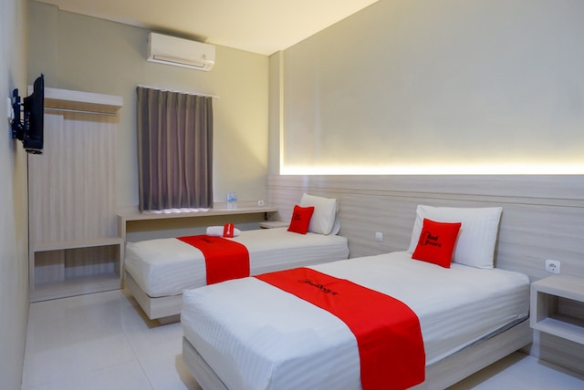 レッドドアーズ シャリア ニア PRPP スマラン