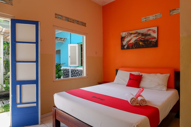 レッドドアーズ アット プラウィロタマン