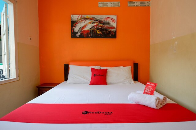 レッドドアーズ アット プラウィロタマン