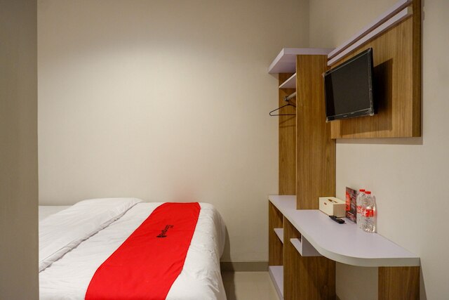 レッドドアーズ ニア スレマン シティ ホール 2