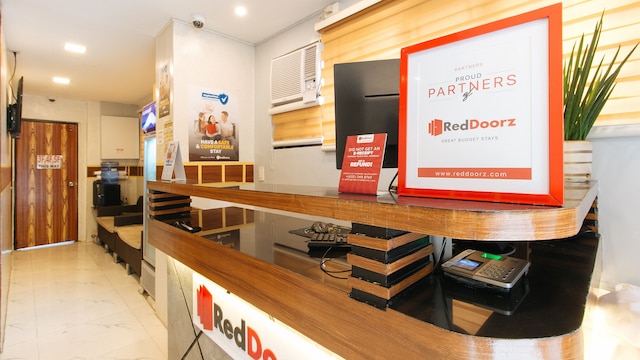 レッドドアーズ ッ ピイ マーガル サンパロク マニラ