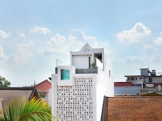 アボレスト トロピカル ホステル