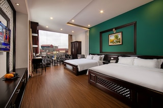 ドゥック トロン ホテル