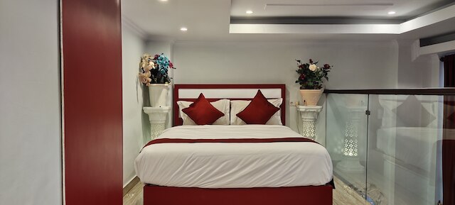 D&D ゲスト ハウス & カフェ シャリア