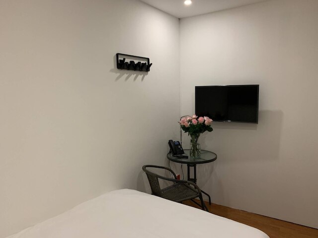 ルーム プライベート ルーム ウィズ テレビ ポランコ