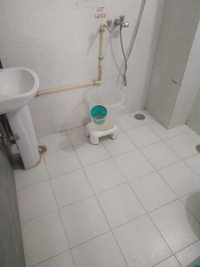 ADB ルームズ ナイツ イン